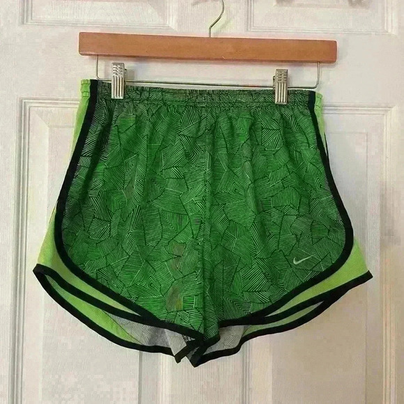 Nike Dri-Fit Shorts Green and Black, Medium - Picture 1 of 3